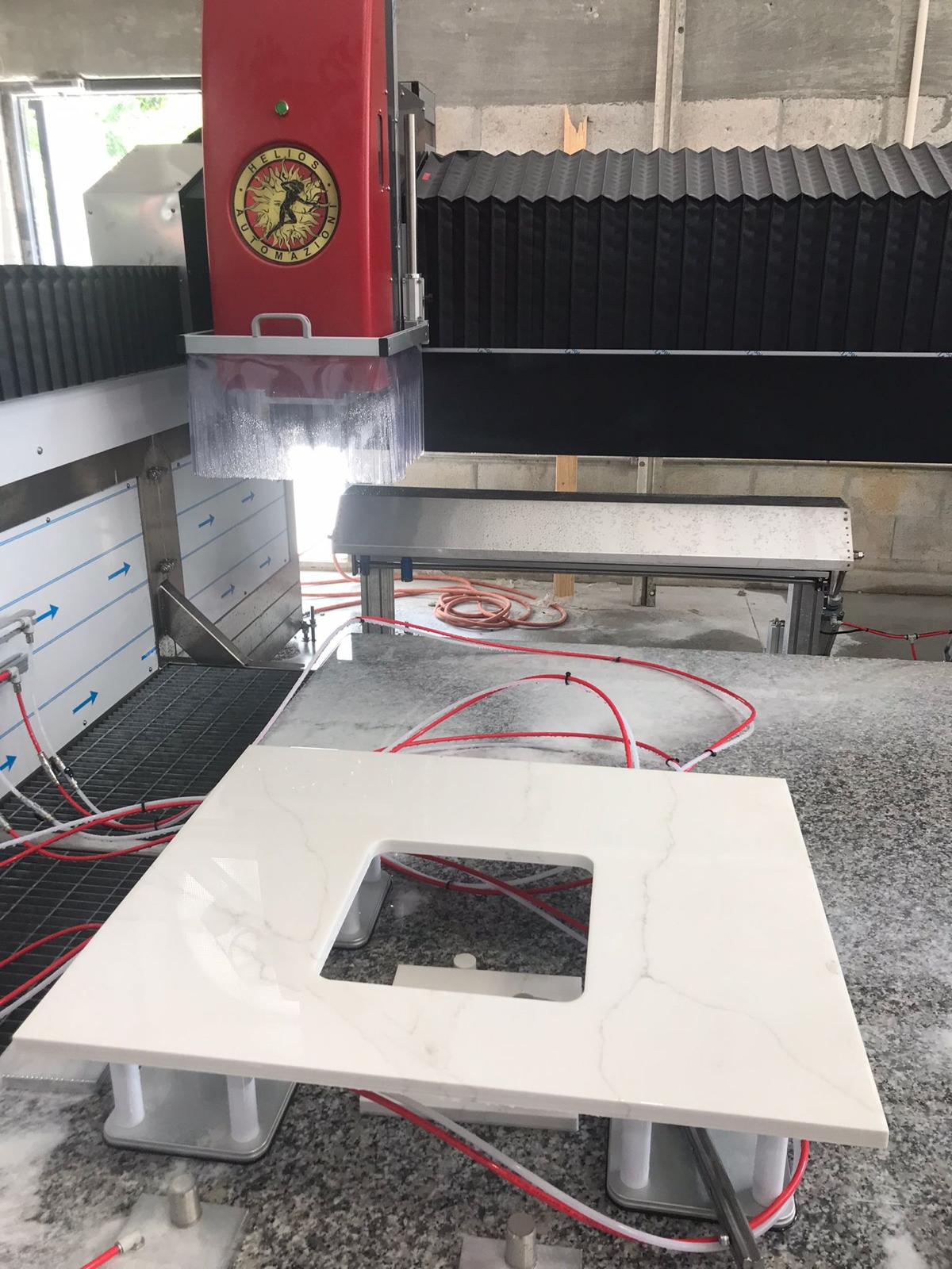 Helios Zeus Lux Die perfekte Kombination von Bearbeitungszentrum und Poliermaschine – Bild 7